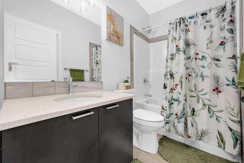 MLS® A2250395 - 217 Chelsea Place  in Chelsea_CH Chestermere, Residential