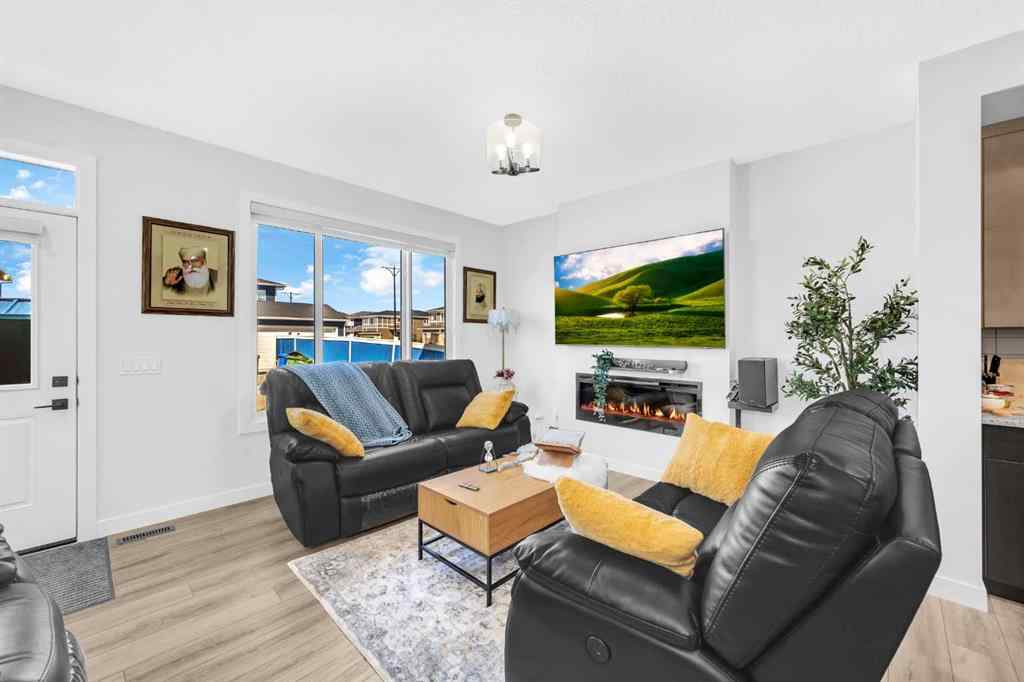 MLS® A2250395 - 217 Chelsea Place  in Chelsea_CH Chestermere, Residential