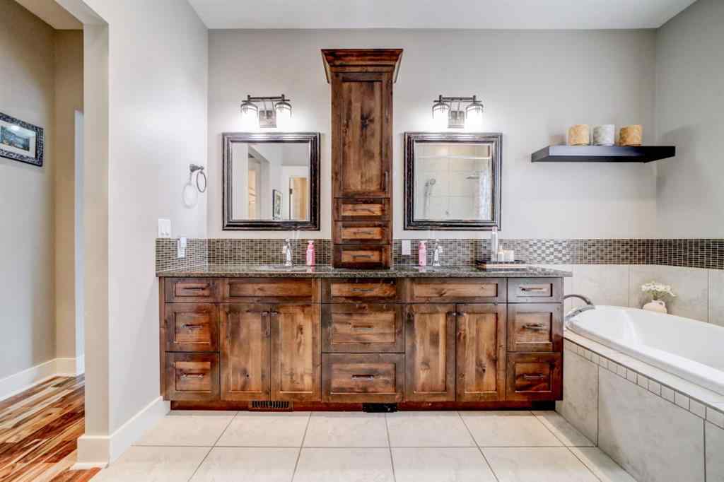 MLS® A2250397 - 411 Sandstone Lane S in Southridge Lethbridge, Residential