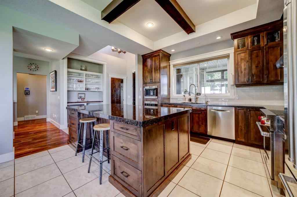 MLS® A2250397 - 411 Sandstone Lane S in Southridge Lethbridge, Residential