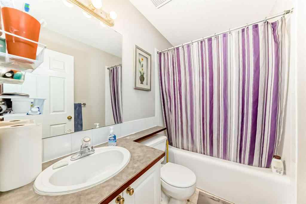 MLS® A2250407 - 1 Madison Court  in Maplewood Strathmore, Residential