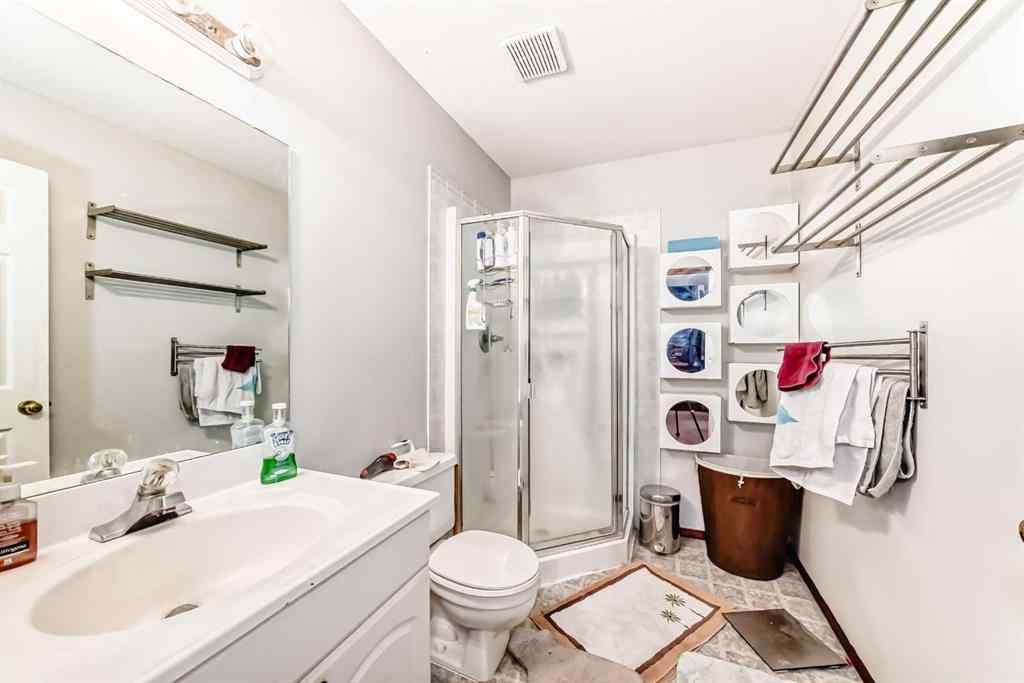 MLS® A2250407 - 1 Madison Court  in Maplewood Strathmore, Residential