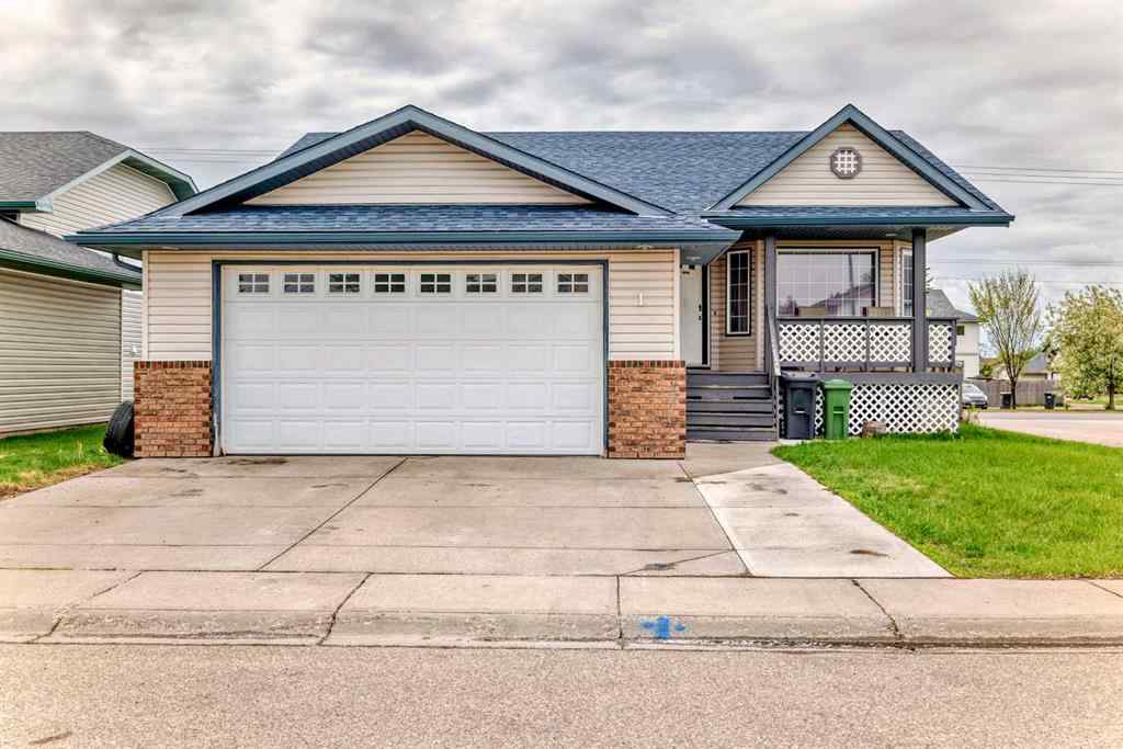 MLS® A2250407 - 1 Madison Court  in Maplewood Strathmore, Residential