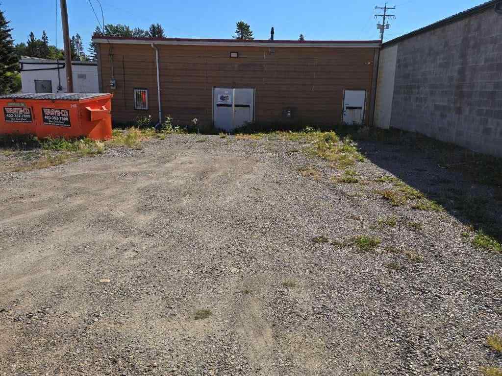 MLS® A2250408 - 116 Centre Street N in NONE Sundre, Commercial