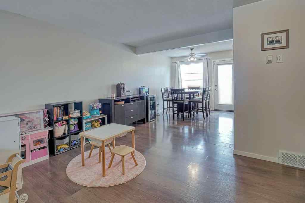 MLS® A2250411 - 402 Eagleview Place NW in Eagleview Estates High River, Residential