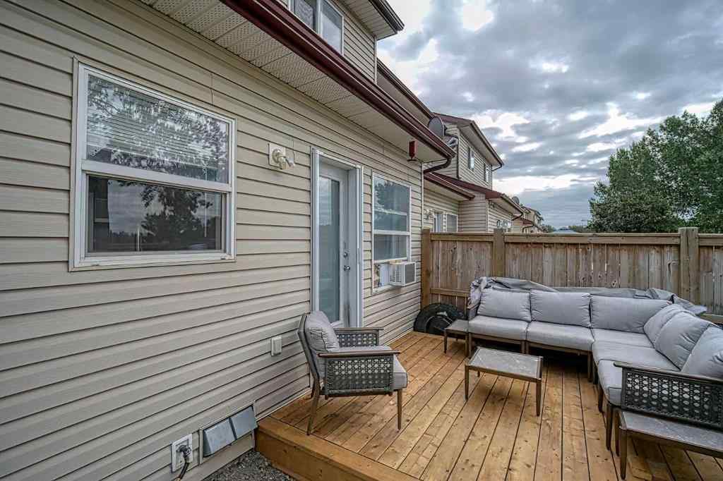 MLS® A2250411 - 402 Eagleview Place NW in Eagleview Estates High River, Residential