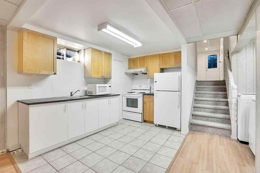 MLS® A2250426 - 76 Coach Manor Rise SW in Coach Hill Calgary, Residential