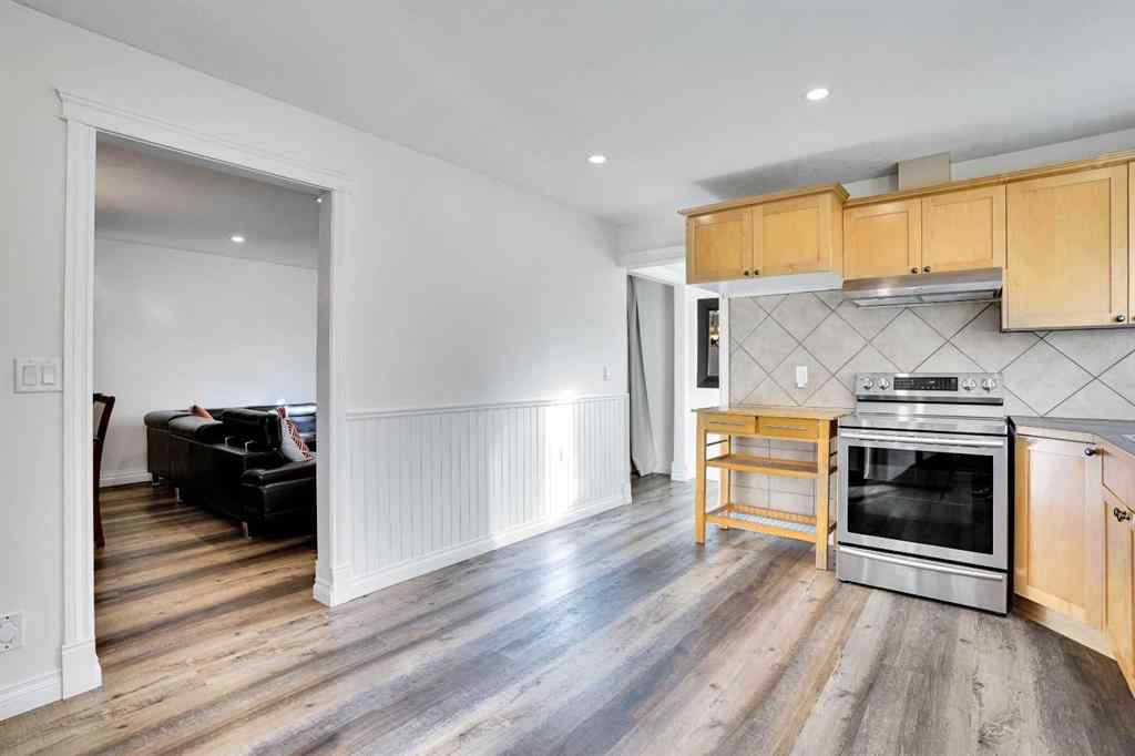 MLS® A2250426 - 76 Coach Manor Rise SW in Coach Hill Calgary, Residential