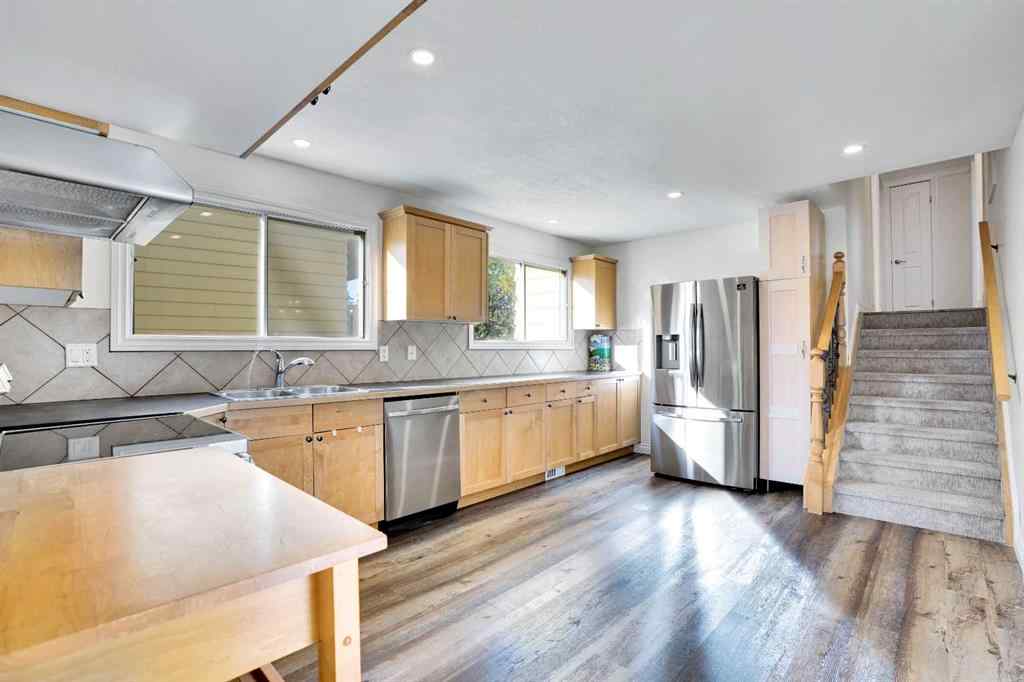 MLS® A2250426 - 76 Coach Manor Rise SW in Coach Hill Calgary, Residential