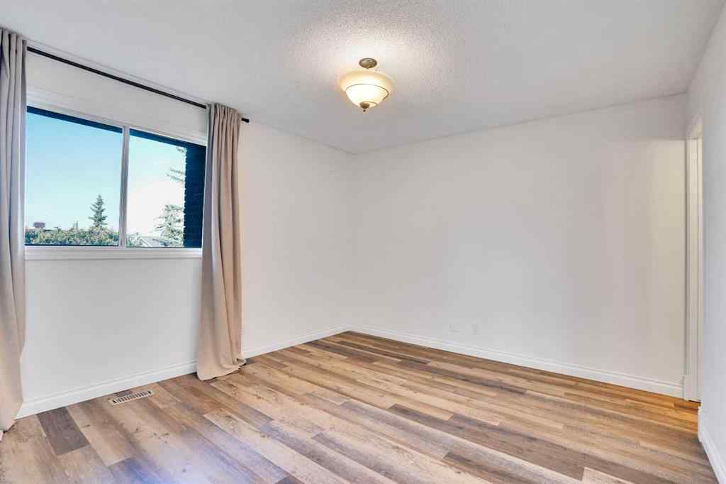 MLS® A2250426 - 76 Coach Manor Rise SW in Coach Hill Calgary, Residential