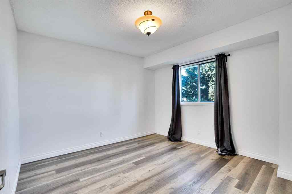 MLS® A2250426 - 76 Coach Manor Rise SW in Coach Hill Calgary, Residential