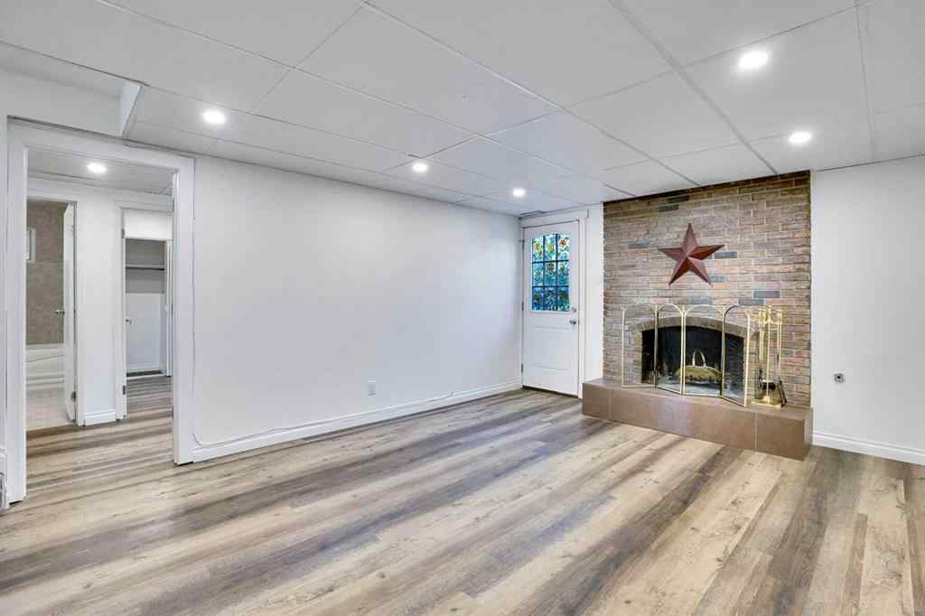 MLS® A2250426 - 76 Coach Manor Rise SW in Coach Hill Calgary, Residential