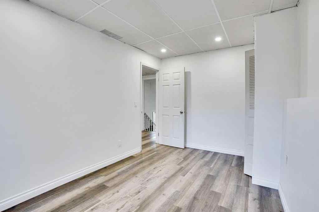 MLS® A2250426 - 76 Coach Manor Rise SW in Coach Hill Calgary, Residential