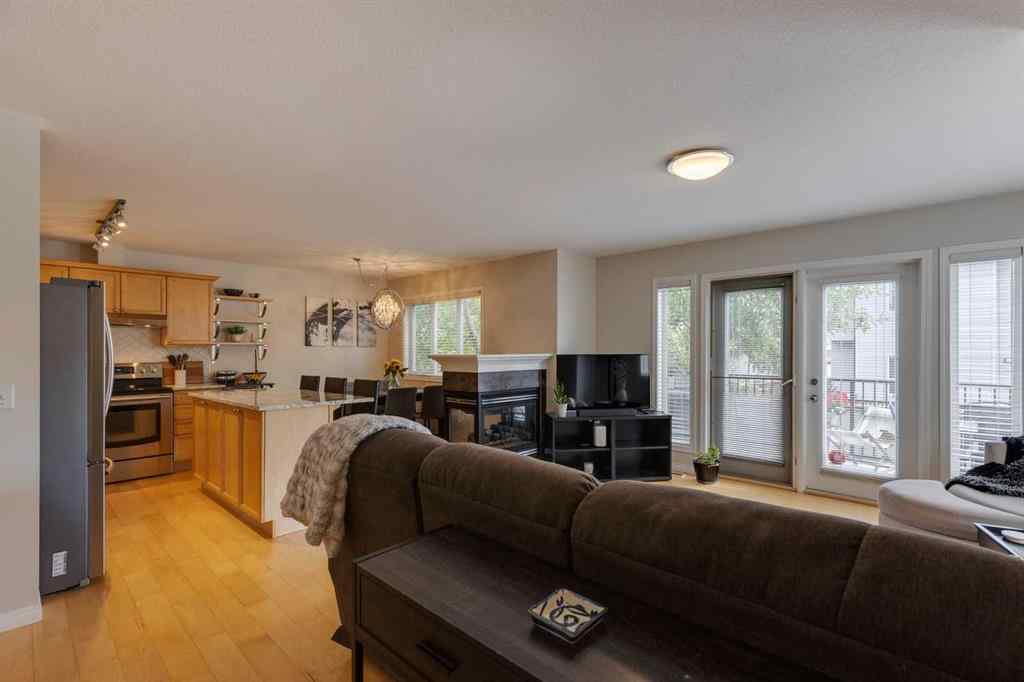 MLS® A2250429 - 46 Simcoe Place SW in Signal Hill Calgary, Residential