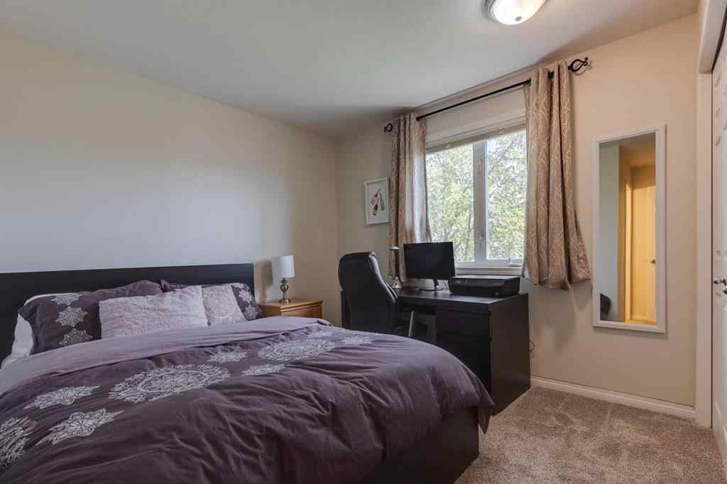 MLS® A2250429 - 46 Simcoe Place SW in Signal Hill Calgary, Residential