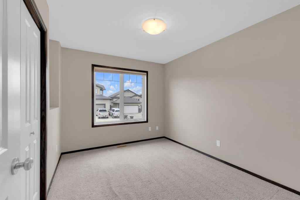 MLS® A2250435 - 30 Bowman Circle  in Beacon Hill Sylvan Lake, Residential