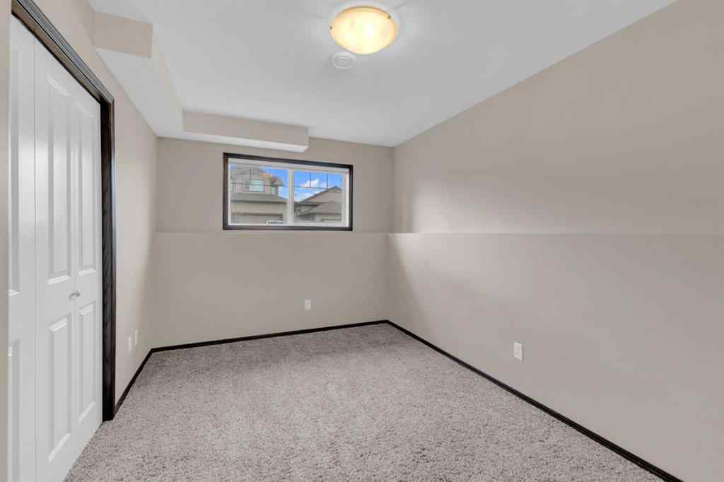 MLS® A2250435 - 30 Bowman Circle  in Beacon Hill Sylvan Lake, Residential