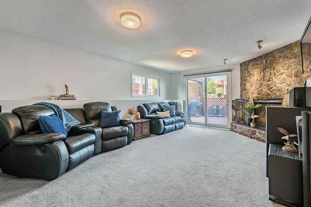 MLS® A2250436 - 72 Beaconsfield Way NW in Beddington Heights Calgary, Residential