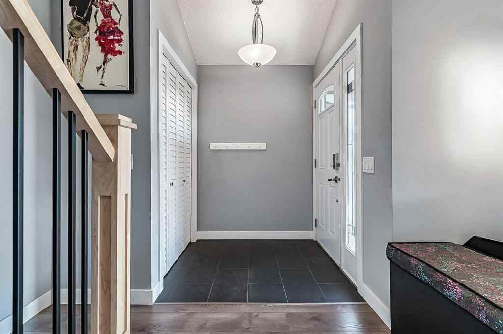 MLS® A2250436 - 72 Beaconsfield Way NW in Beddington Heights Calgary, Residential