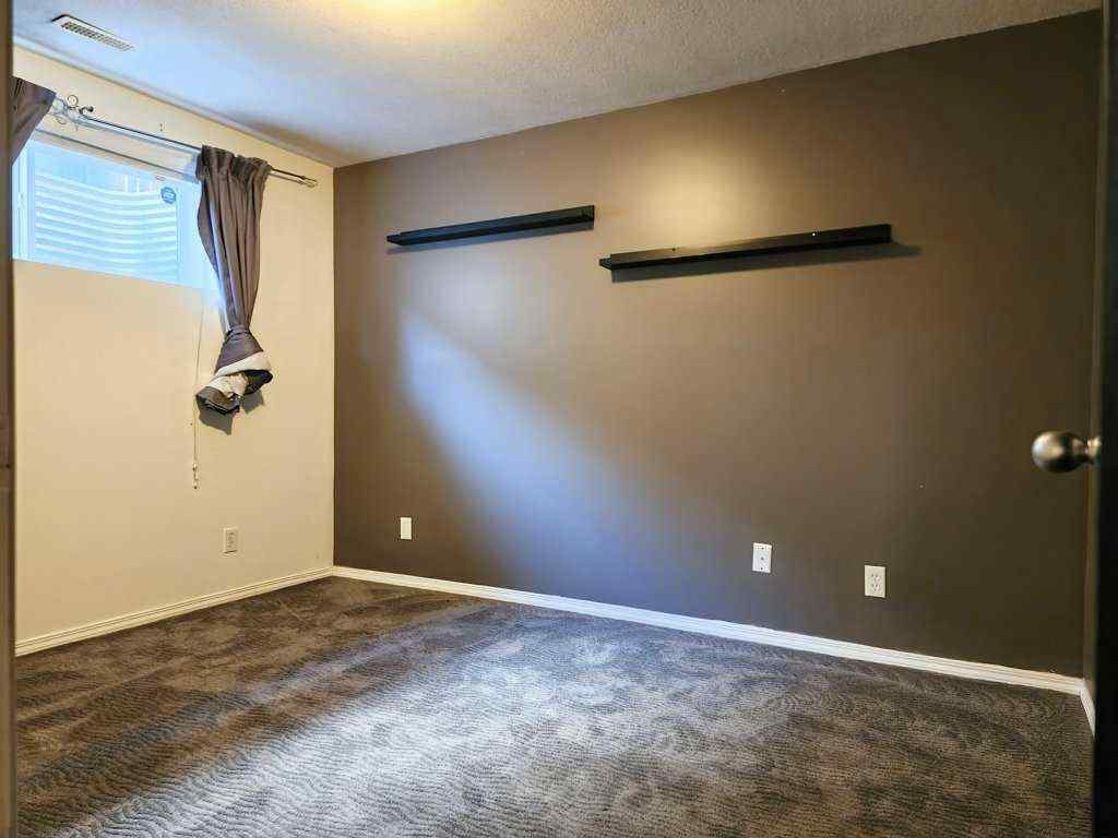 MLS® A2250437 - 94 Heritage Court W in Heritage Heights Lethbridge, Residential
