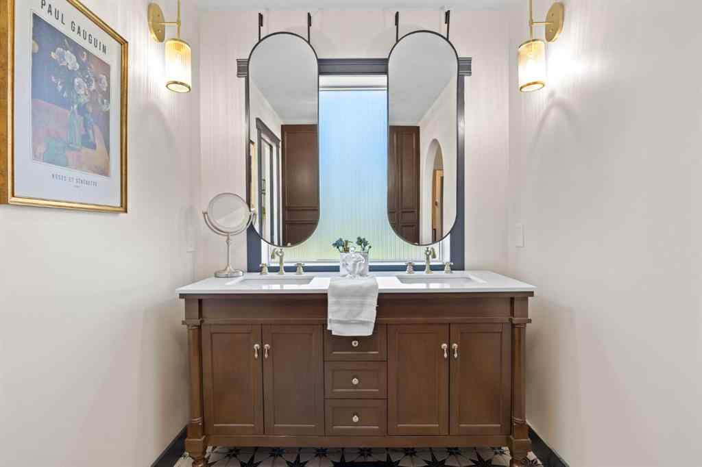 MLS® A2250440 - 110 West Lakeview Crescent  in Lakeview Landing Chestermere, Residential
