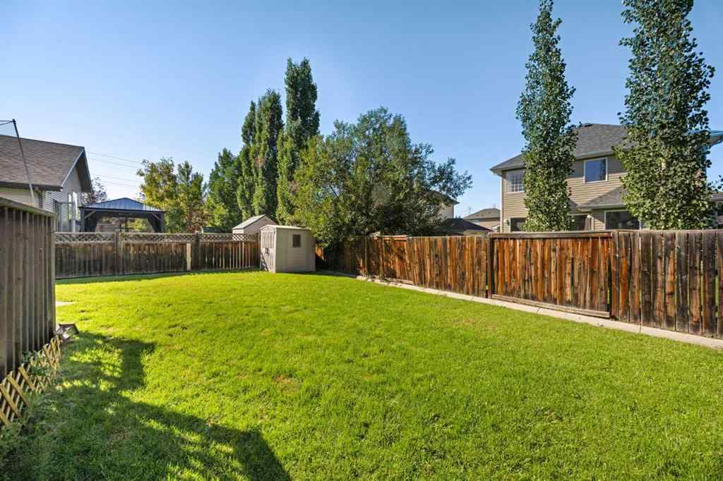 MLS® A2250440 - 110 West Lakeview Crescent  in Lakeview Landing Chestermere, Residential
