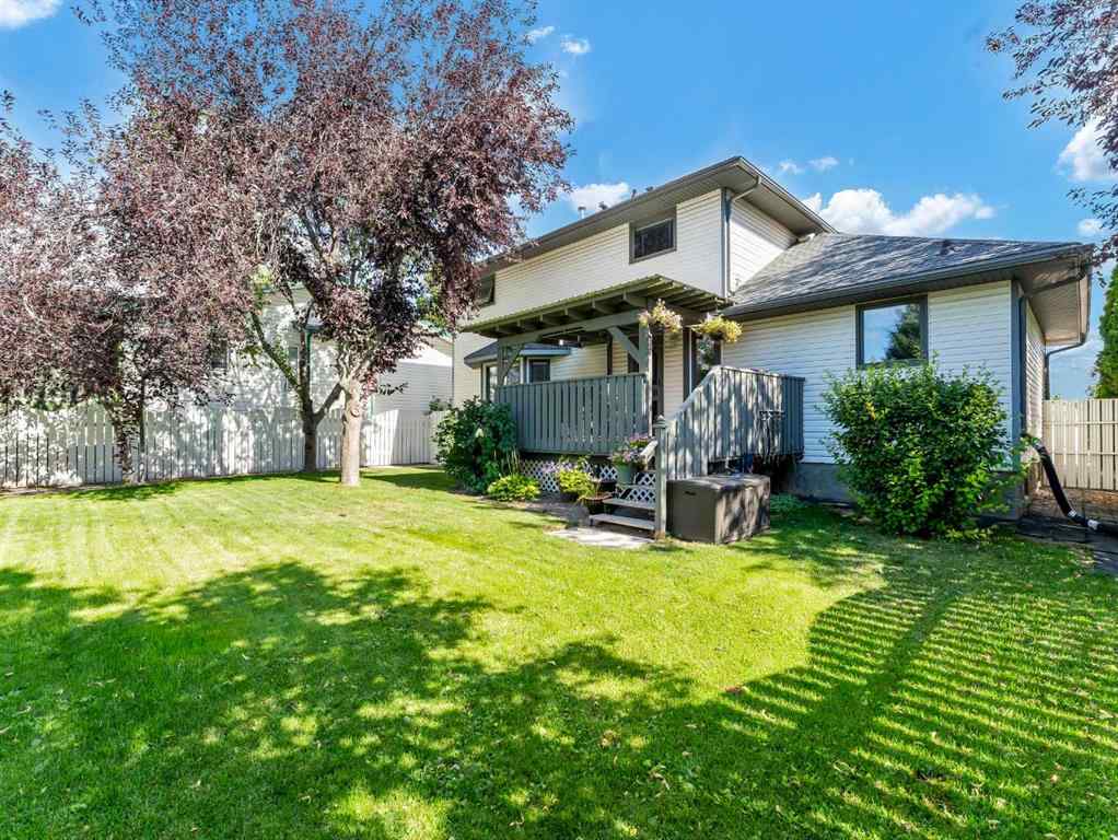 MLS® A2250441 - 805 Ross Glen Drive SE in Ross Glen Medicine Hat, Residential