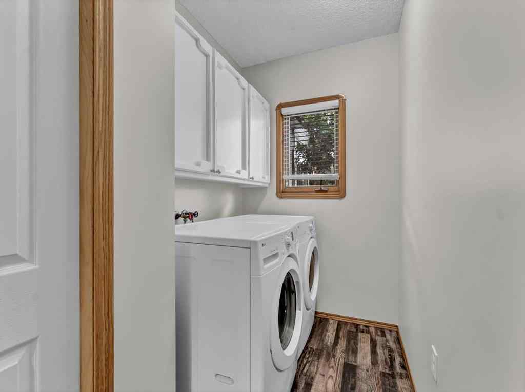 MLS® A2250441 - 805 Ross Glen Drive SE in Ross Glen Medicine Hat, Residential