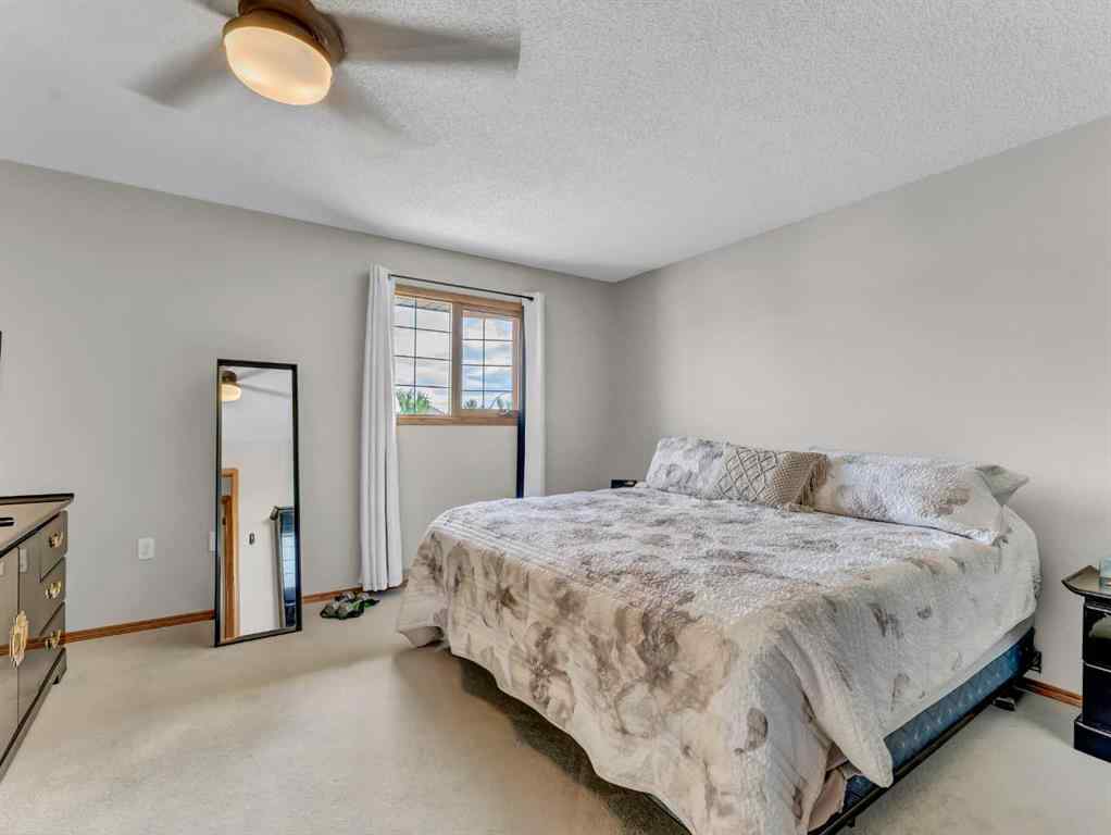 MLS® A2250441 - 805 Ross Glen Drive SE in Ross Glen Medicine Hat, Residential