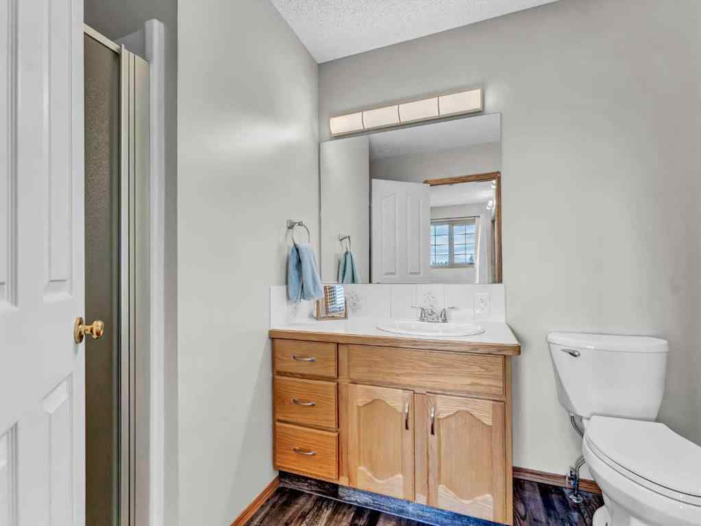 MLS® A2250441 - 805 Ross Glen Drive SE in Ross Glen Medicine Hat, Residential
