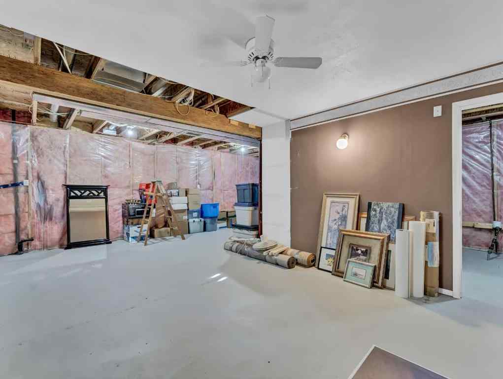 MLS® A2250441 - 805 Ross Glen Drive SE in Ross Glen Medicine Hat, Residential