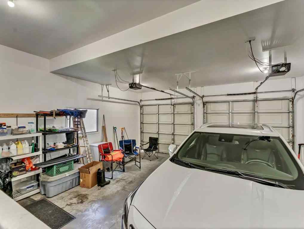 MLS® A2250441 - 805 Ross Glen Drive SE in Ross Glen Medicine Hat, Residential