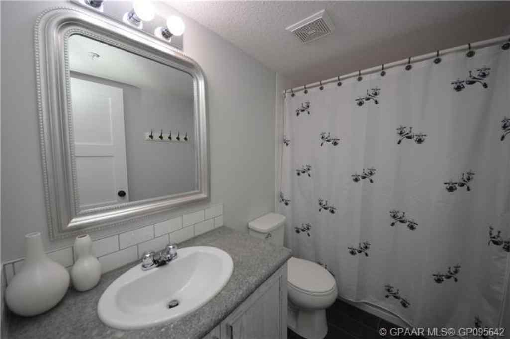 MLS® A2250443 - Unit #104 11240 104 Avenue  in Gateway Grande Prairie, Residential