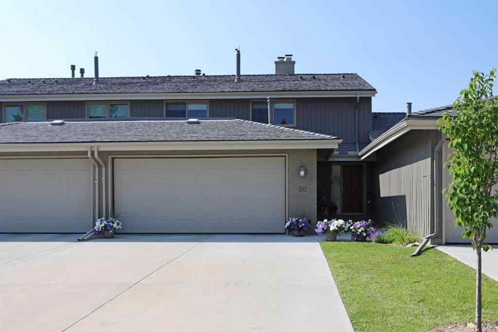 MLS® A2250451 - Unit #30 1901 Varsity Estates Drive NW in Varsity Calgary, Residential