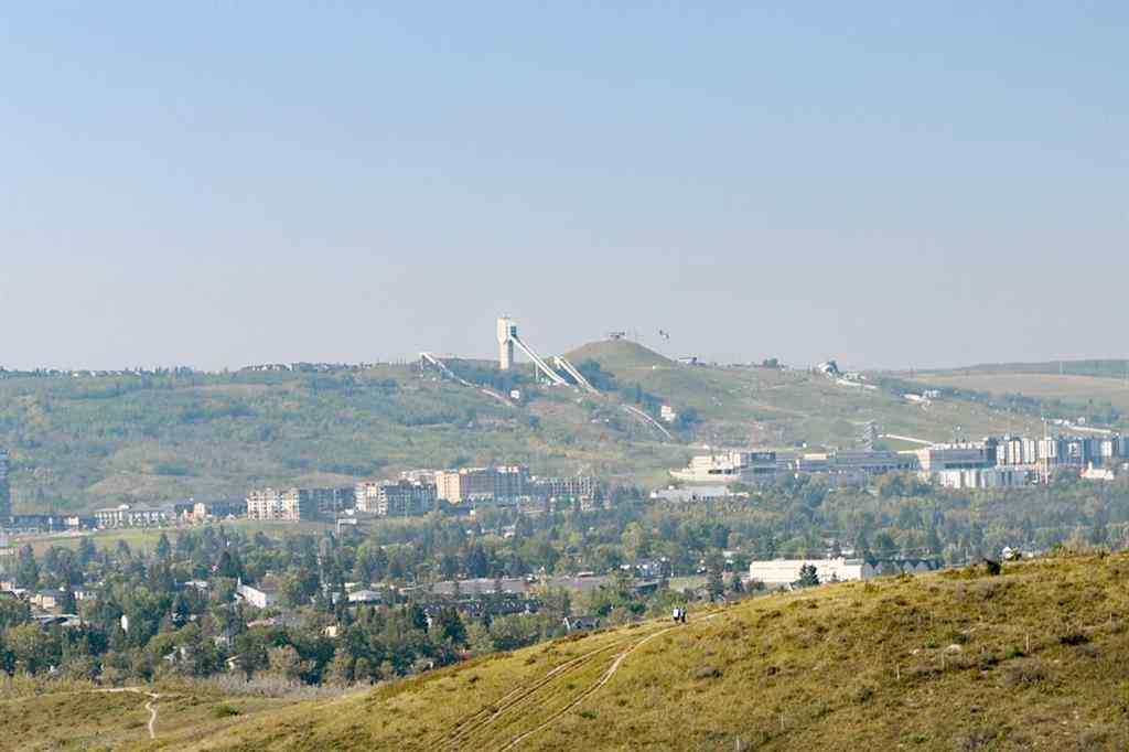 MLS® A2250451 - Unit #30 1901 Varsity Estates Drive NW in Varsity Calgary, Residential