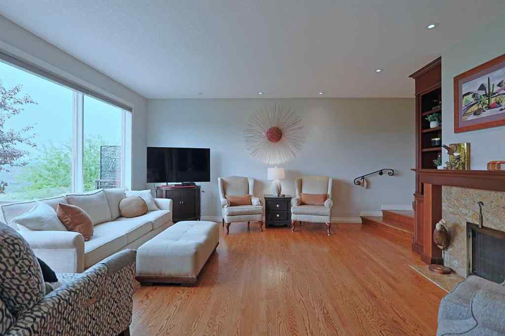 MLS® A2250451 - Unit #30 1901 Varsity Estates Drive NW in Varsity Calgary, Residential