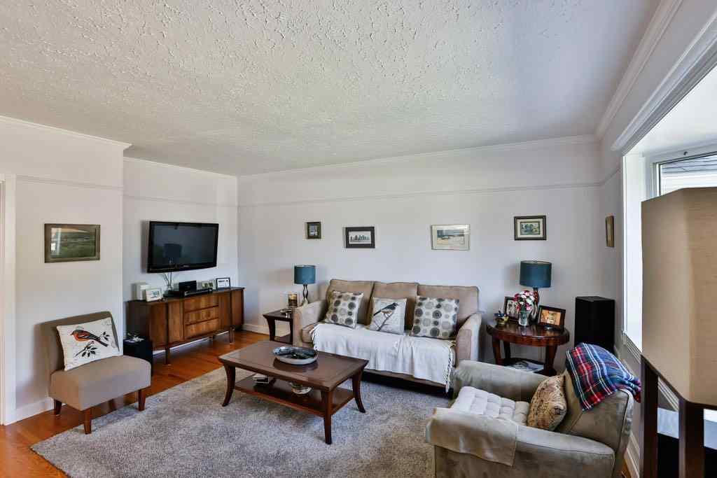 MLS® A2250452 - 526 27 Street S in Glendale Lethbridge, Residential
