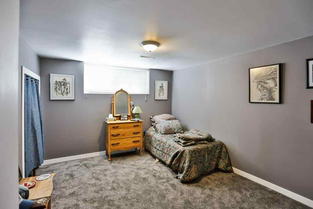 MLS® A2250452 - 526 27 Street S in Glendale Lethbridge, Residential