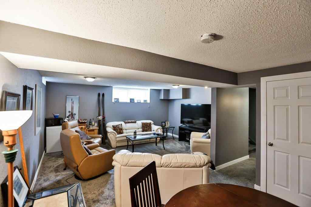 MLS® A2250452 - 526 27 Street S in Glendale Lethbridge, Residential