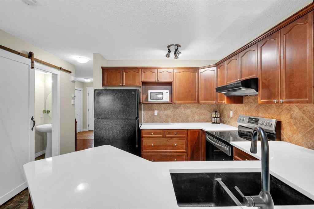 MLS® A2250453 - 169 Crystal Shores Grove  in Crystal Shores Okotoks, Residential