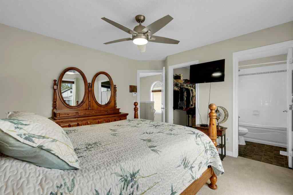 MLS® A2250453 - 169 Crystal Shores Grove  in Crystal Shores Okotoks, Residential
