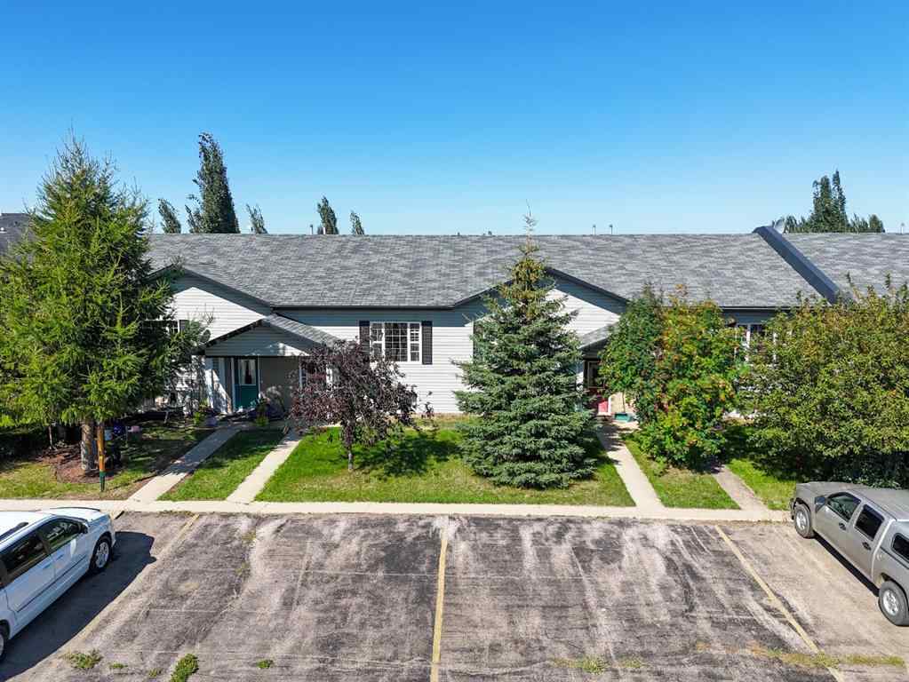MLS® A2250459 - 10910 98 Avenue  in NONE La Crete, Multi-Family