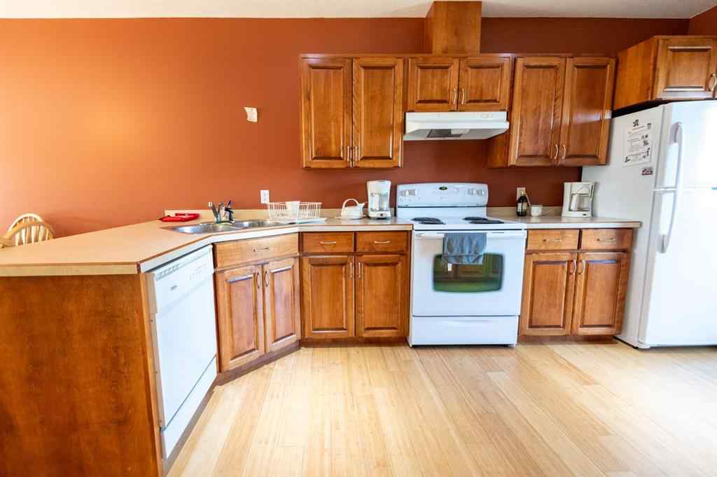 MLS® A2250459 - 10910 98 Avenue  in NONE La Crete, Multi-Family