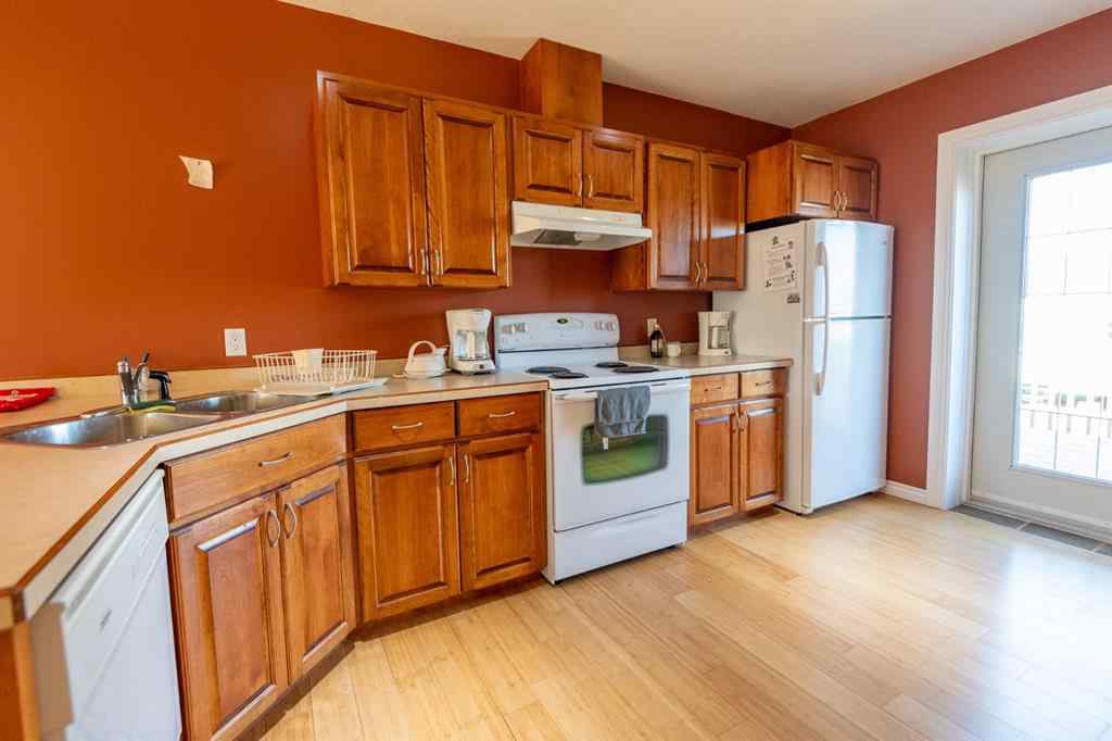 MLS® A2250459 - 10910 98 Avenue  in NONE La Crete, Multi-Family