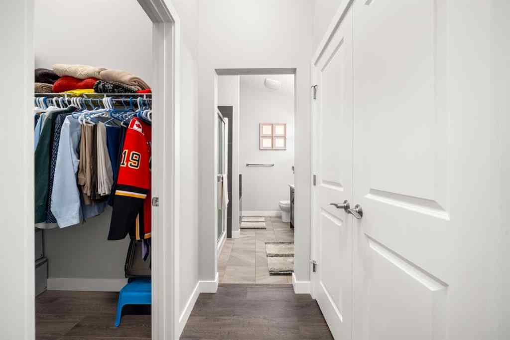 MLS® A2250462 - 136 Drake Landing Gardens  in Drake Landing Okotoks, Residential