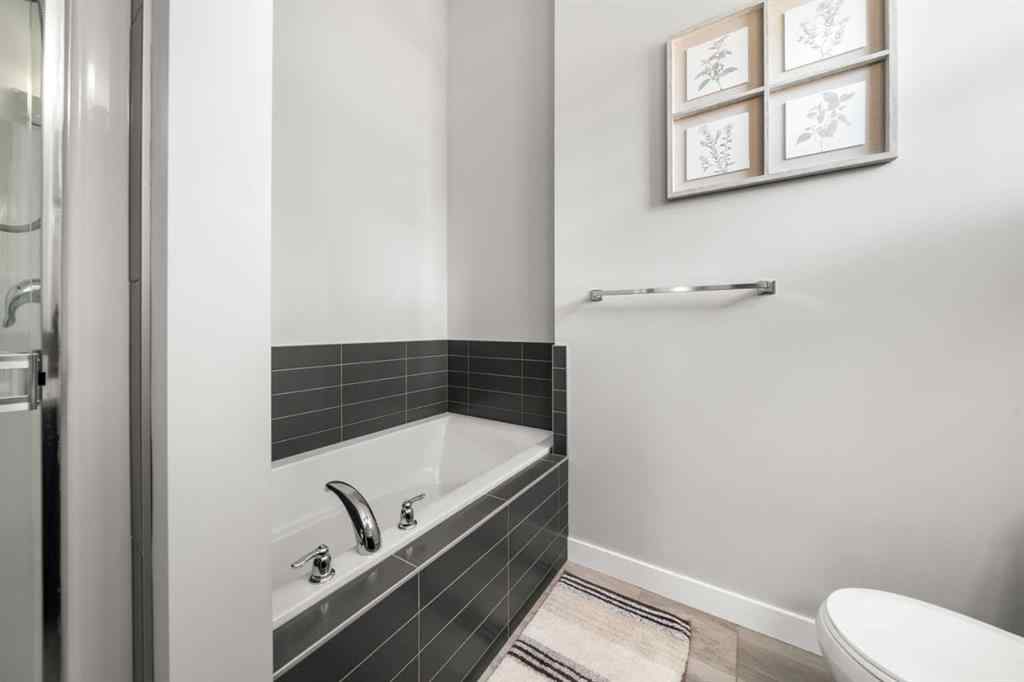 MLS® A2250462 - 136 Drake Landing Gardens  in Drake Landing Okotoks, Residential