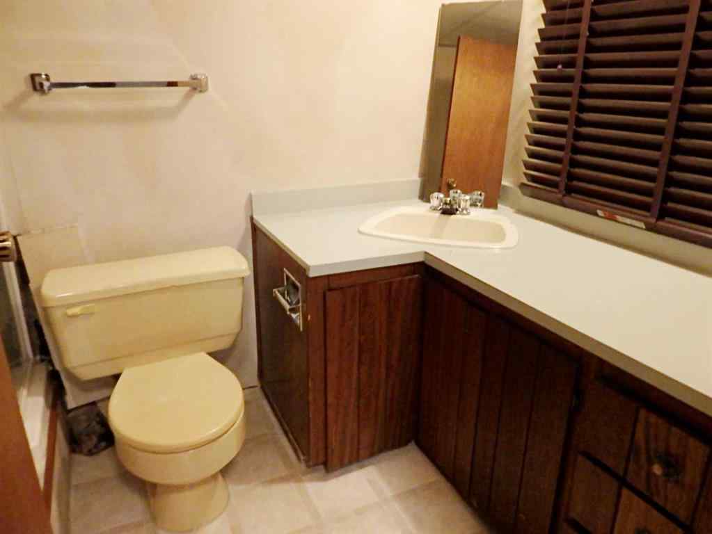 MLS® A2250464 - 4324 Airport Crescent  in Vermilion Vermilion, Residential