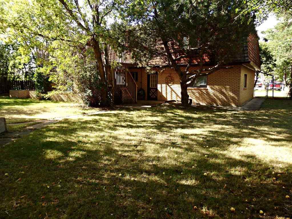 MLS® A2250464 - 4324 Airport Crescent  in Vermilion Vermilion, Residential