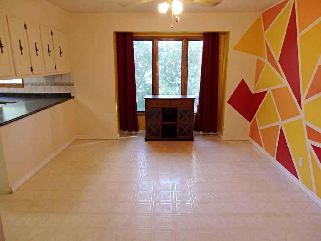 MLS® A2250464 - 4324 Airport Crescent  in Vermilion Vermilion, Residential