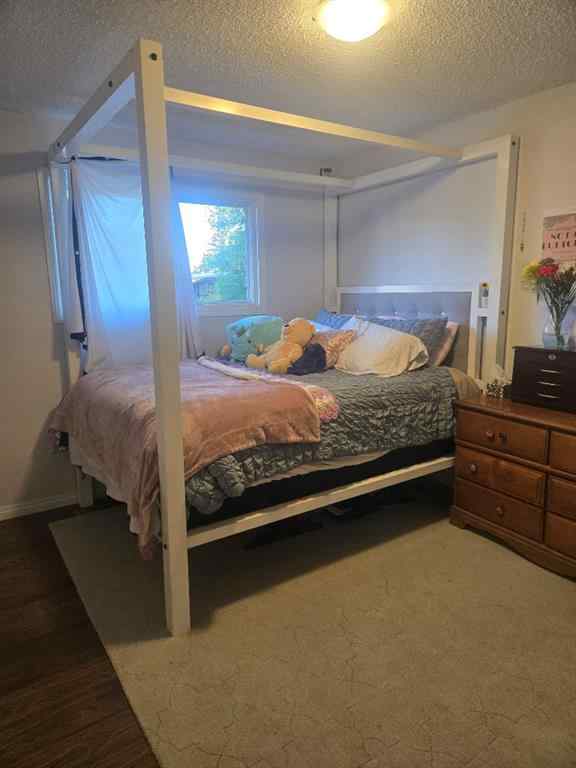 MLS® A2250468 - 10 Columbia Place W in Varsity Village Lethbridge, Residential